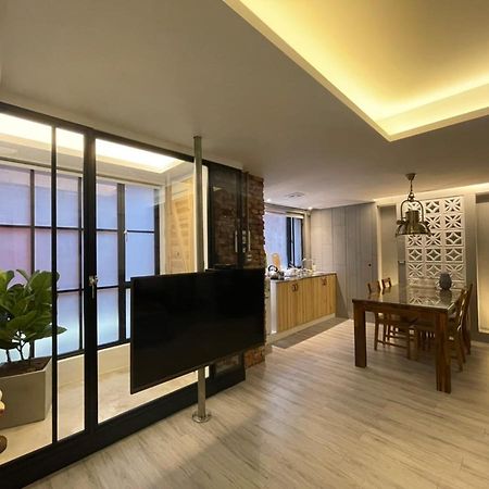 阡陌-放房間民宿 Tainan Exteriör bild